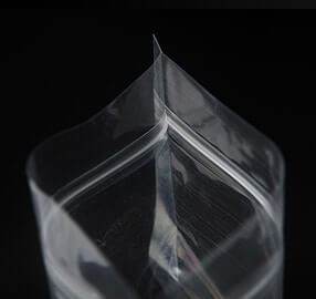 CLEAR STAND UP POUCHES(3)
